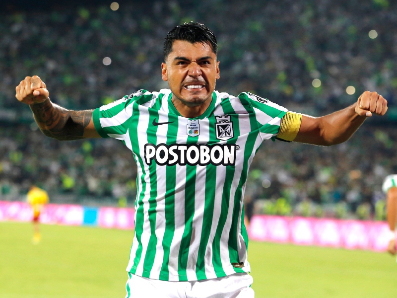 Nacional venció a Envigado y se trepó a lo alto de la tabla