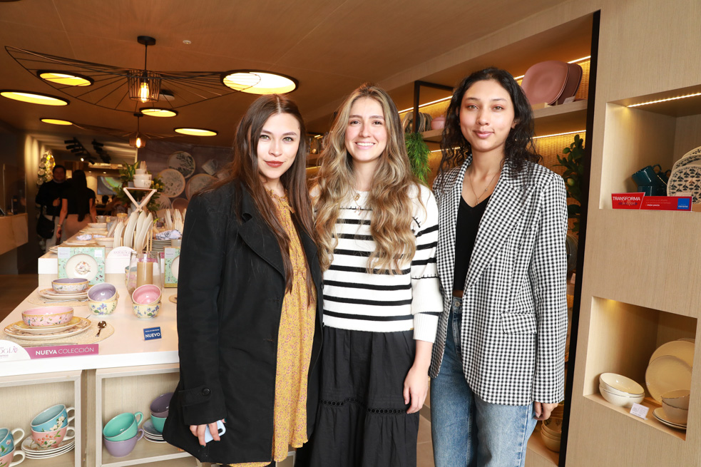 Linda Muñoz, María Alejandra Hincapié y Paula Díaz