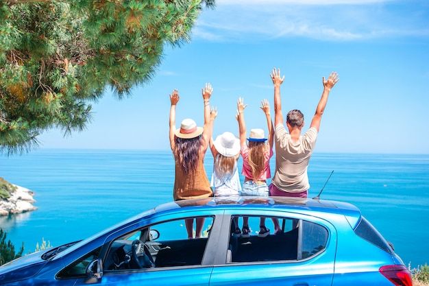 ¿Cuándo salen los estudiantes a vacaciones de mitad de año en 2024?