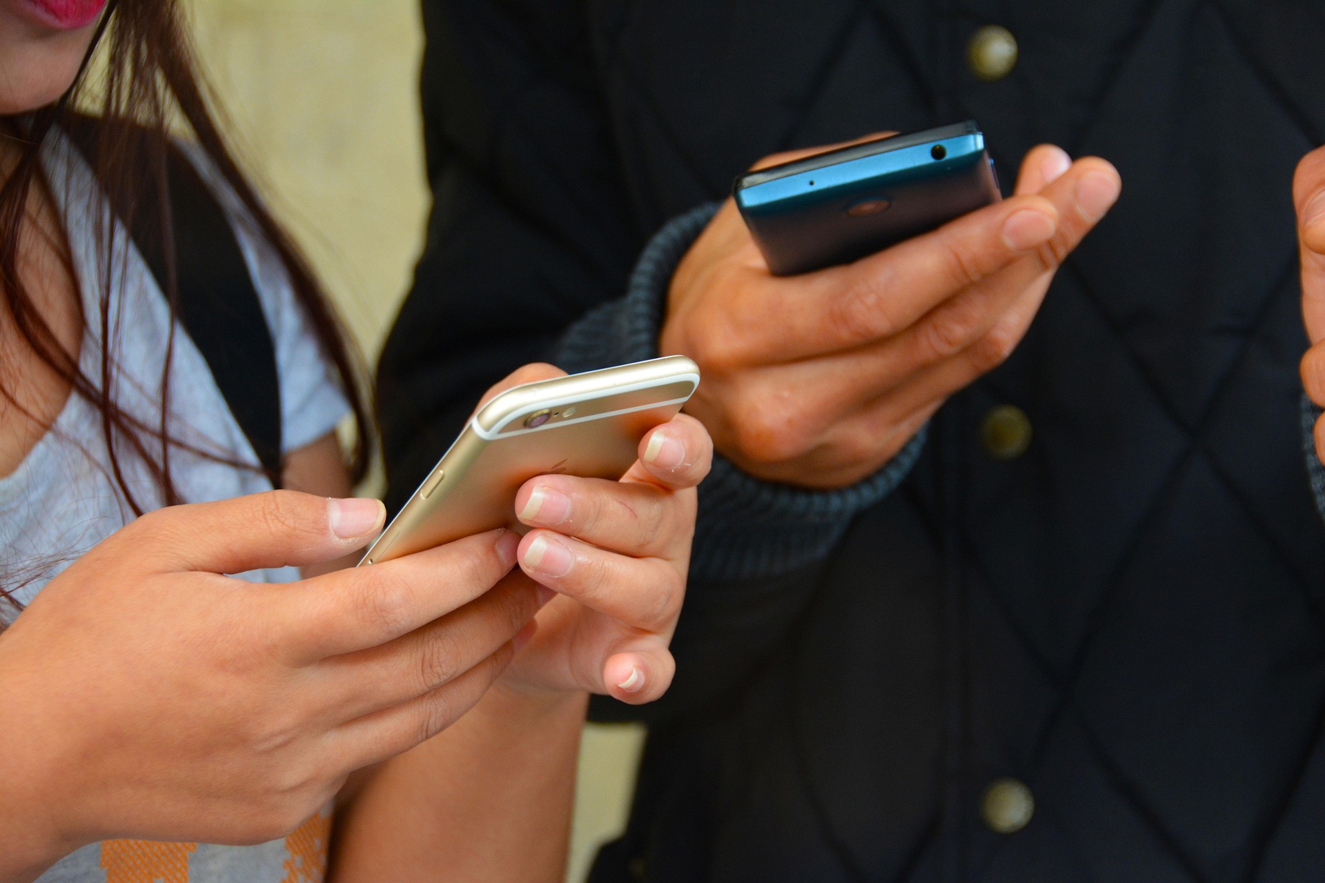 ¿Por qué a los millennials y centennials no les gusta que los llamen por teléfono?