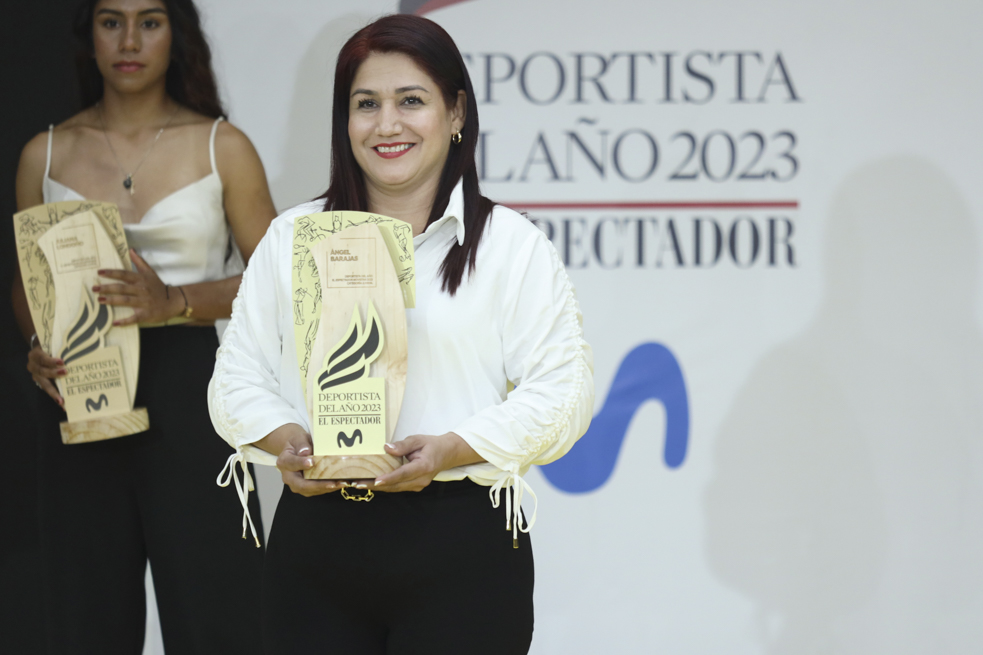 Ángel Barajas: 1 lugar. Recibió mamá: Angelica Vivas