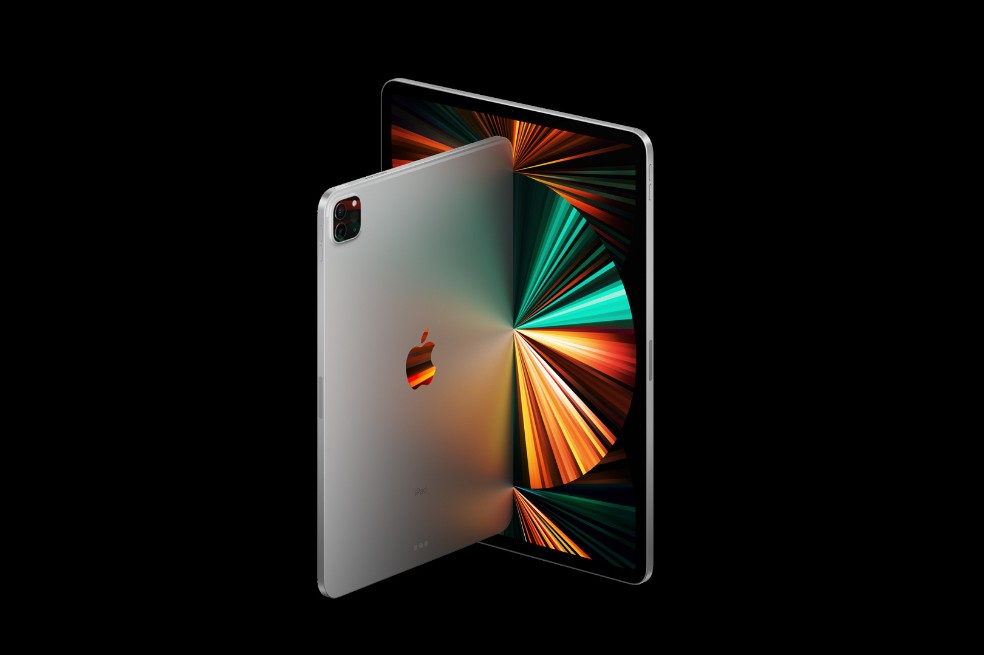 La línea de iPad Pro (11 y 12,9 pulgadas) recibe una actualización en procesadores: ahora también vendrá con el chip M1, lo que representa un avance en desempeño nada despreciable para un dispositivo en su segmento.