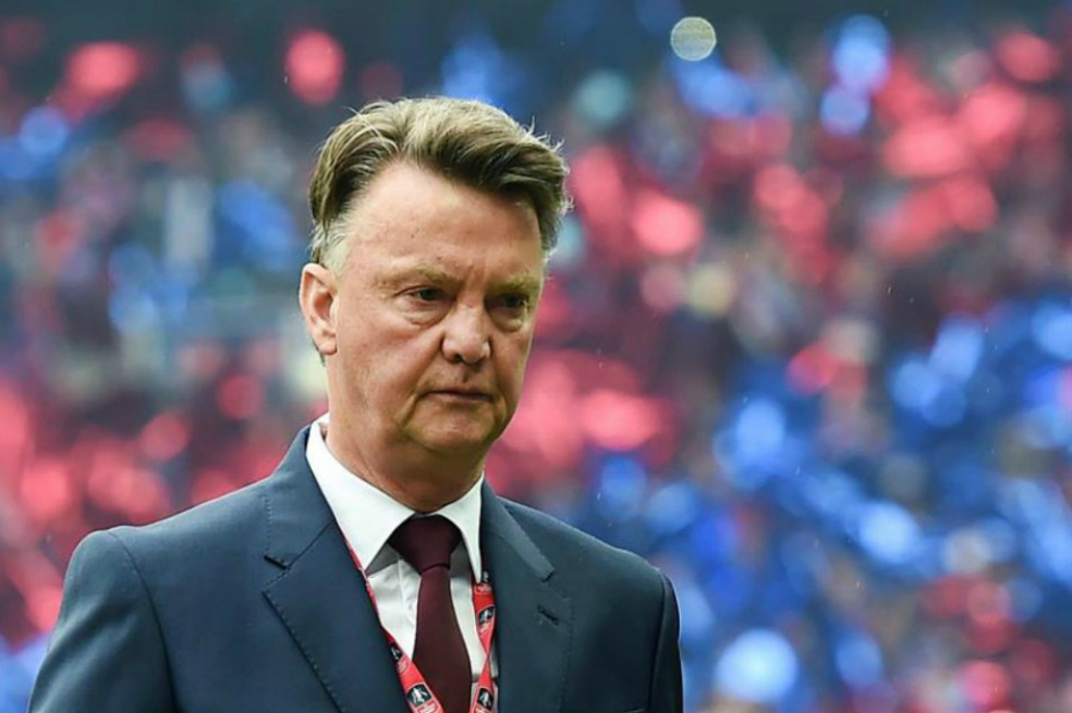 La carta que Louis Van Gaal le escribió a Andrés Iniesta tras su retiro del Barcelona