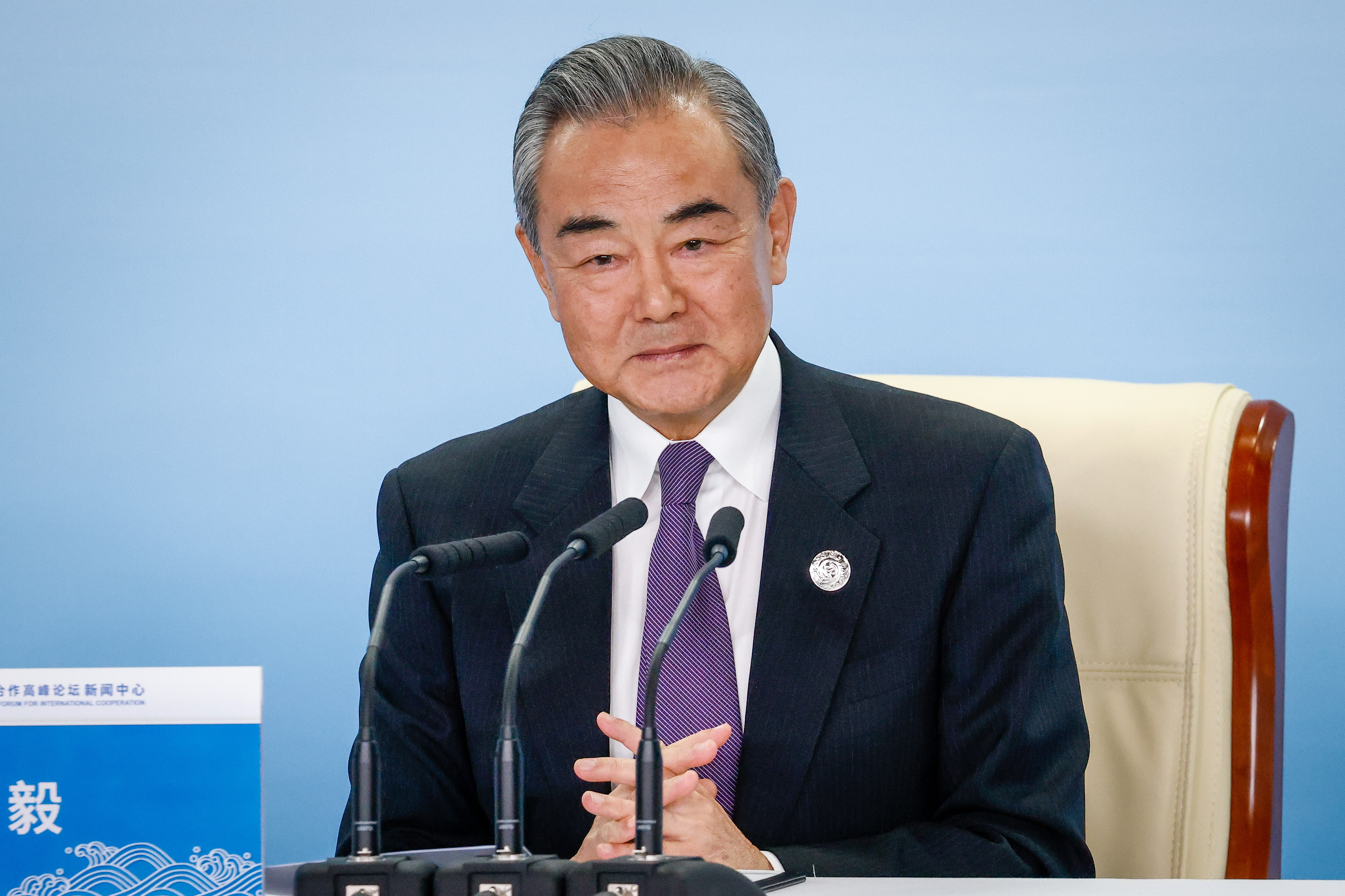 El ministro de Exteriores de China visitará EE. UU., en medio de tensiones