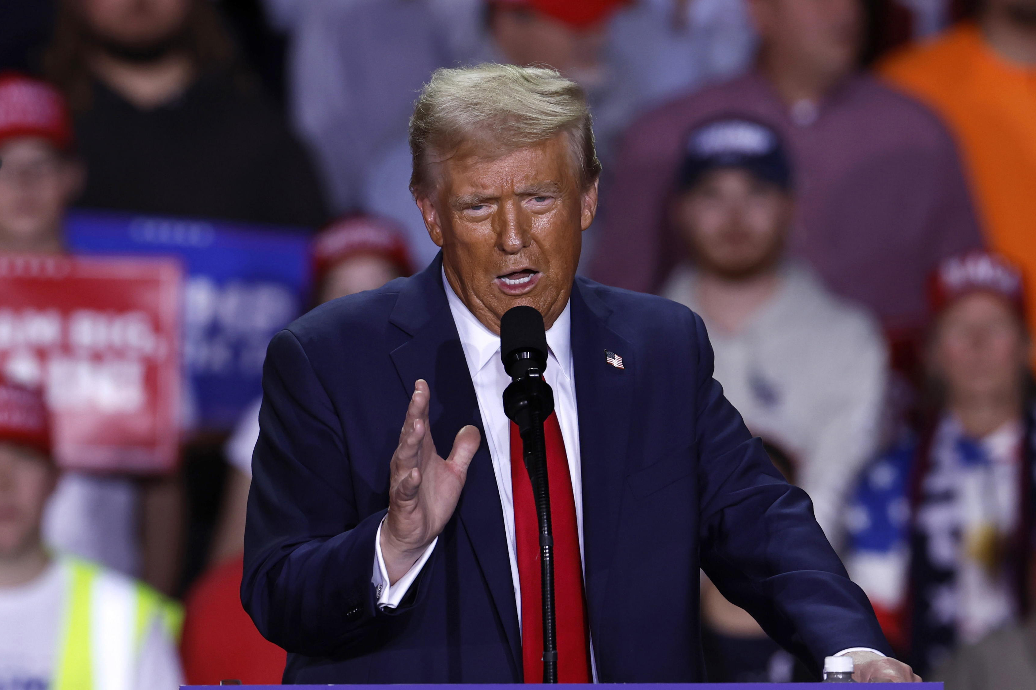 Donald Trump nomina a un empresario y exdetective como embajador en Colombia