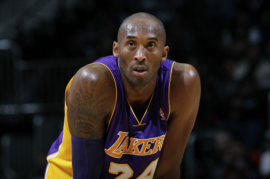 Kobe Bryant se vuelve a lesionar en la NBA