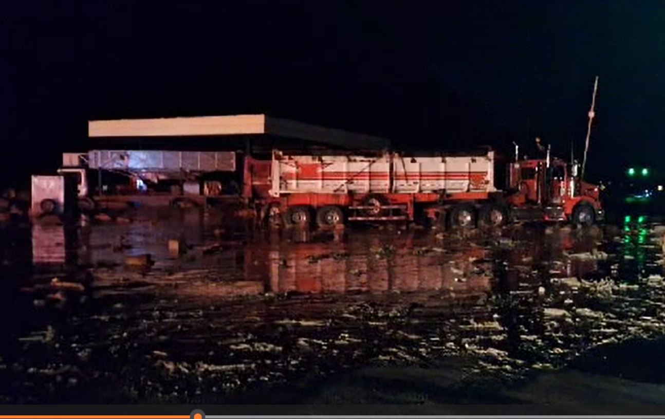 Tragedia en Naranjal: avalancha deja cinco muertos, destrozos y desaparecidos