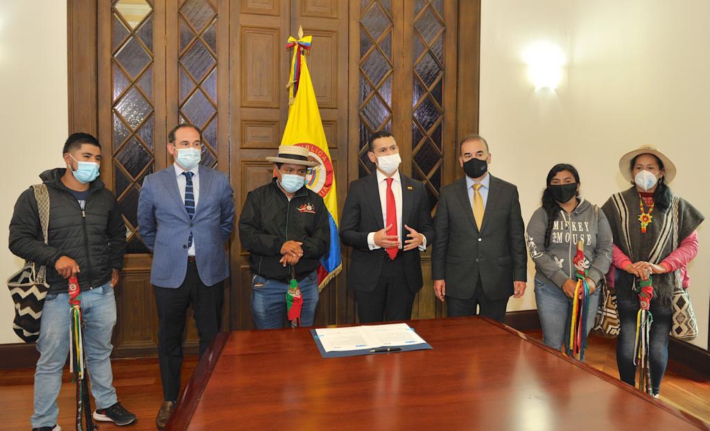 Mininterior destinará $ 1.000 millones para reactivación económica de indígenas en Cauca