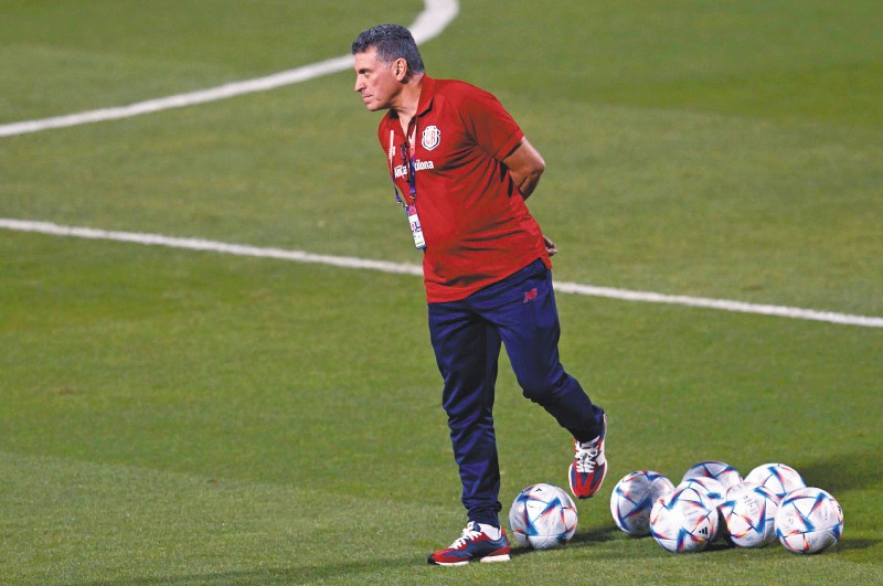 Luis Fernando Suárez en el Mundial de Catar 2022.