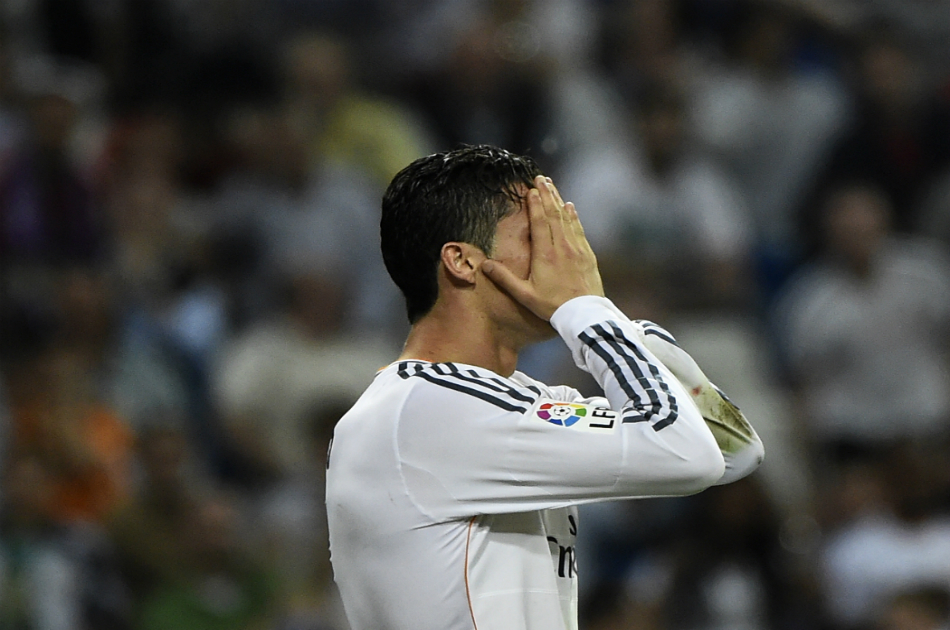 Real Madrid no pudo con Valencia y desperdicia sus opciones de ganar la Liga