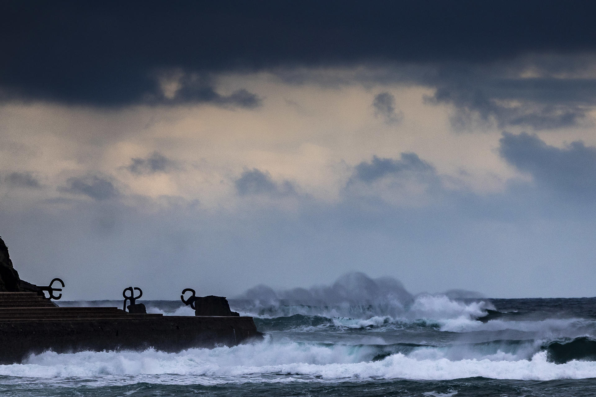 Dimar lanza alerta por aumento de vientos y oleaje en la costa Atlántica