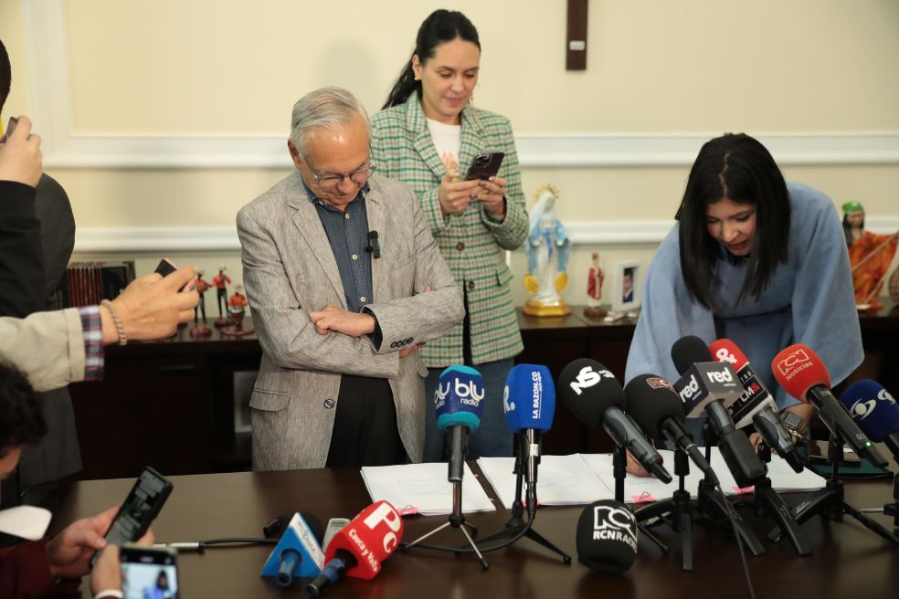Ministro de Hacienda, Ricardo Bonilla, durante la radicación de la ley de financiamiento en la Cámara de Representantes