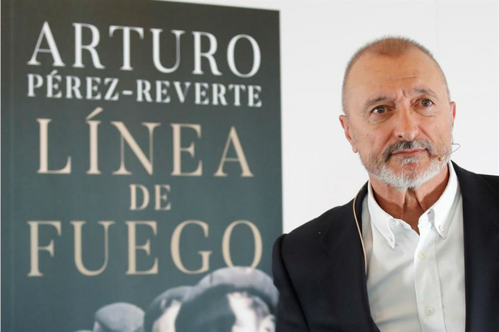 Pérez-Reverte, contra el discurso “partidista y miserable” de la Guerra Civil española