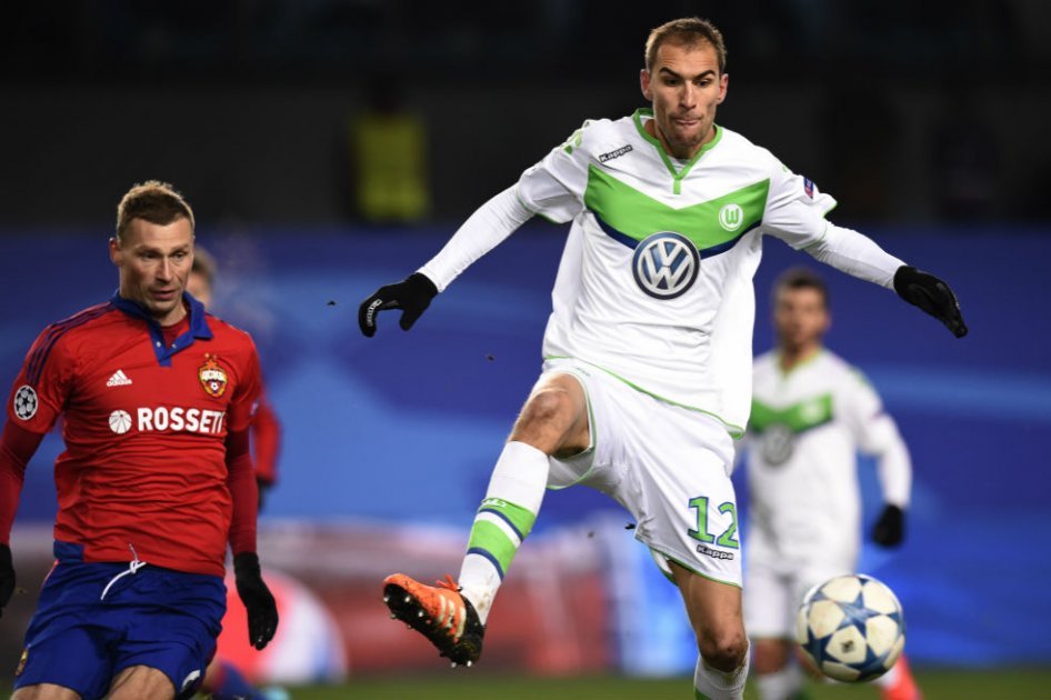 Wolfsburgo venció al CSKA Moscú y se acerca a octavos en Champions