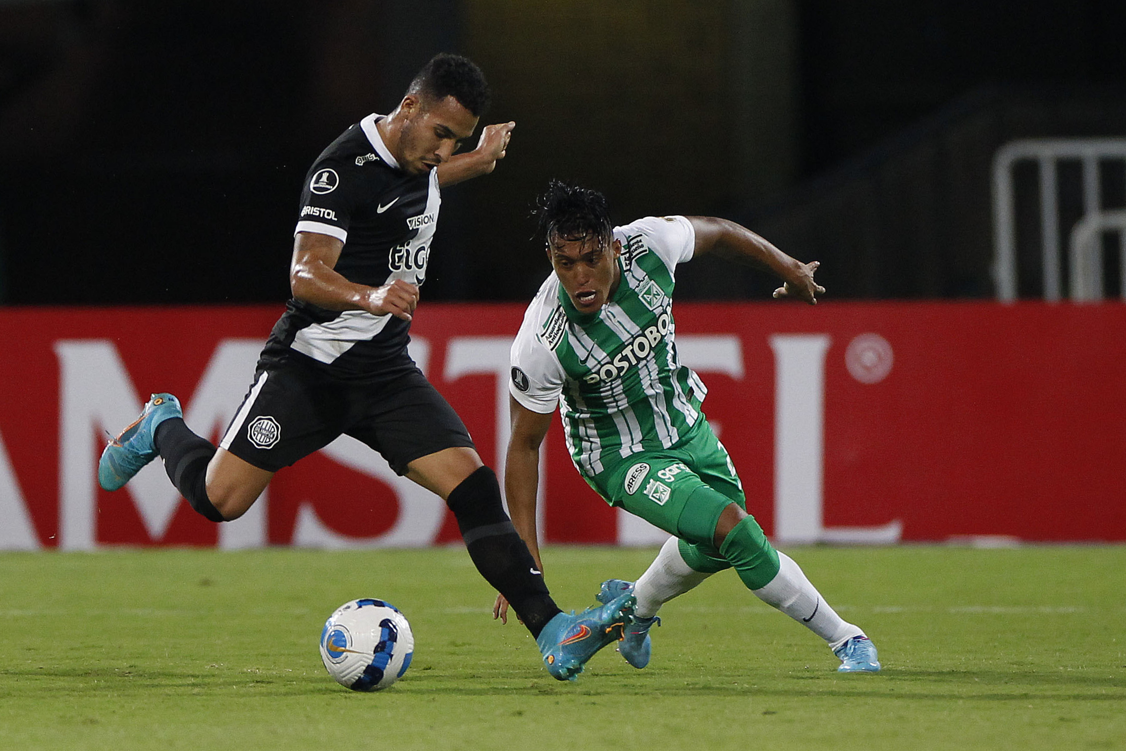 Atlético Nacional no pudo remontar en casa y quedó eliminado de la Libertadores