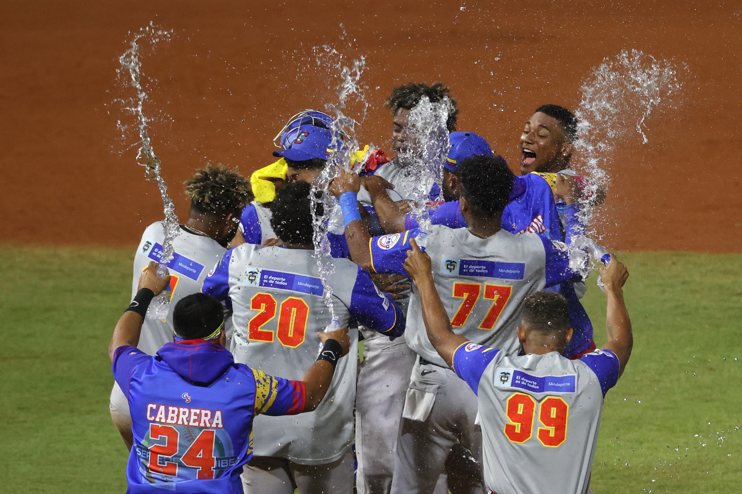 ¿Cuánta plata ganó Caimanes al ser campeón de la Serie del Caribe?
