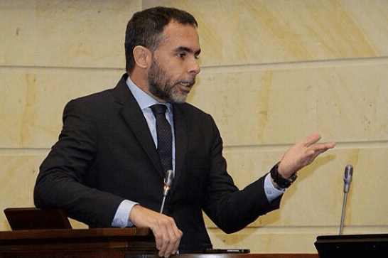 Ministra de Transporte responderá en Senado por deuda de Odebrecht