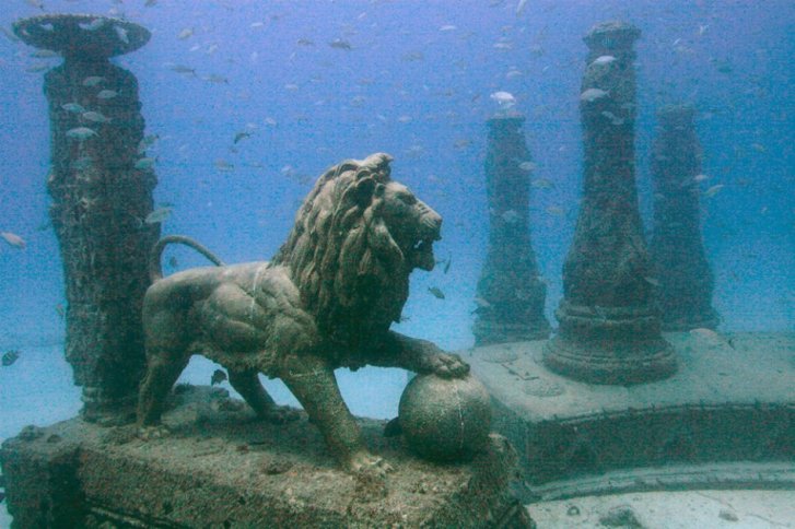 Once curiosos cementerios del mundo que no te puedes perder