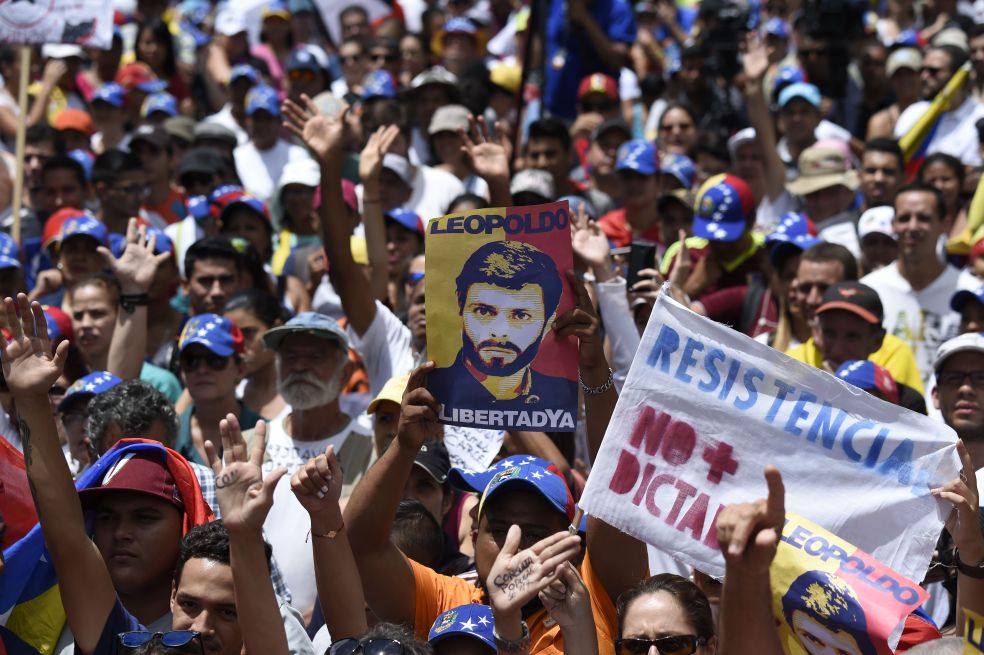 Maduro, o cómo se desactiva una bomba de tiempo