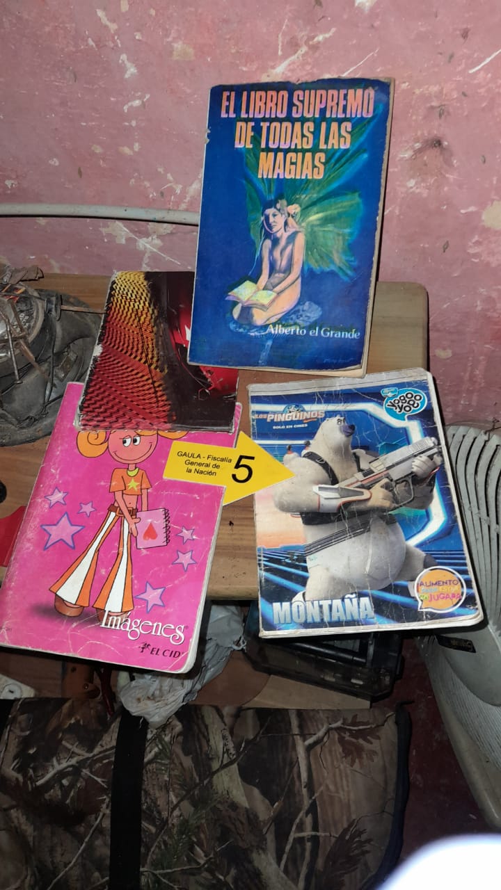 Elementos materiales de prueba hallados en la casa del padrastro de Maximiliano Tabares.