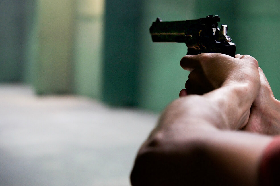 El costo social de flexibilizar el porte de armas (análisis)