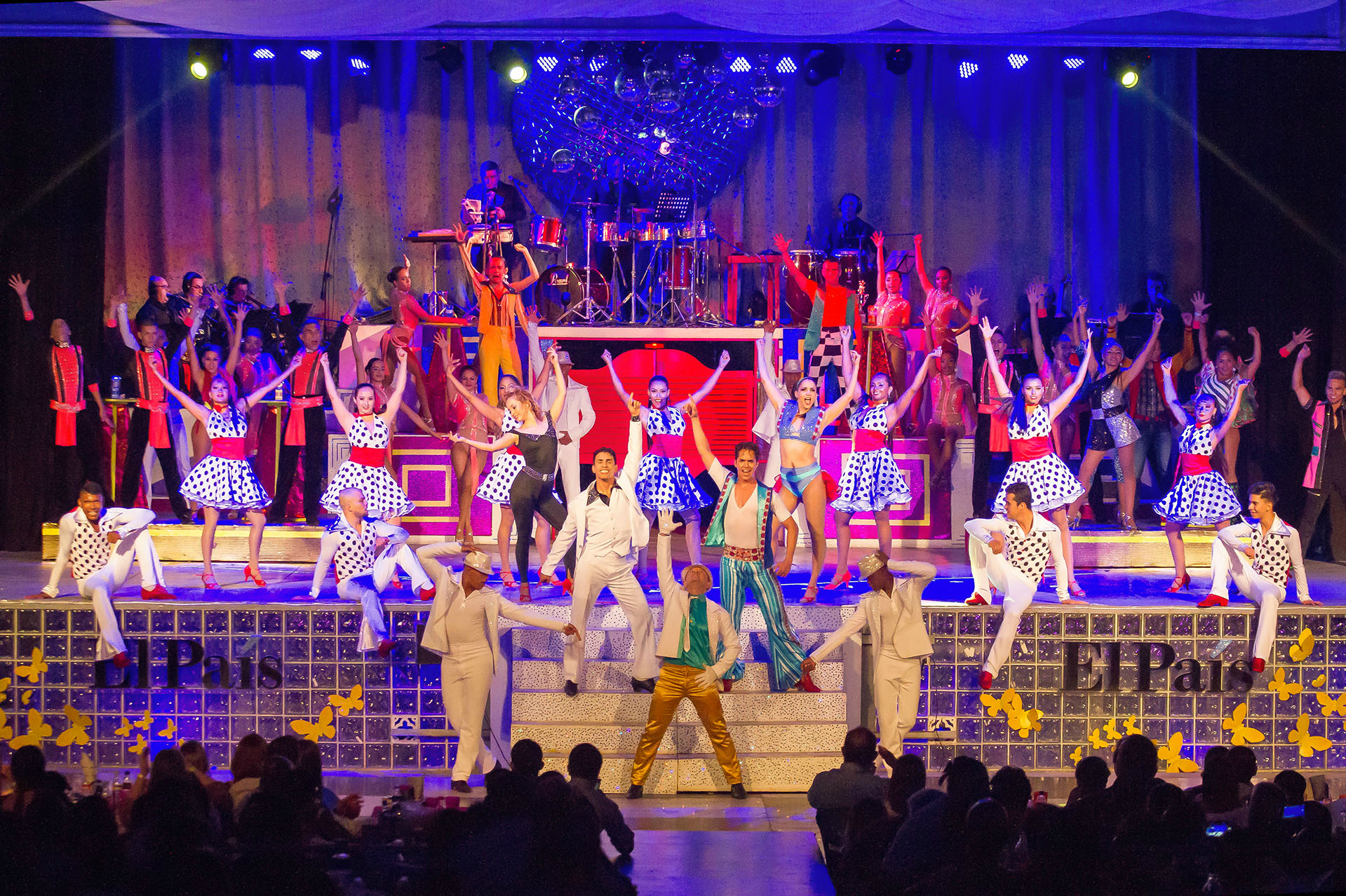 Delirio, el show de salsa más reconocido de del país, critica Ley de Financiamiento  
