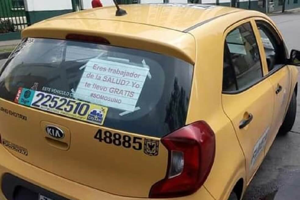 Algunos taxistas están regalando carreras a profesionales de la salud