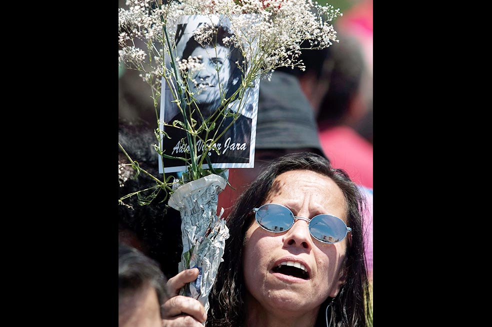 Los verdugos de Víctor Jara