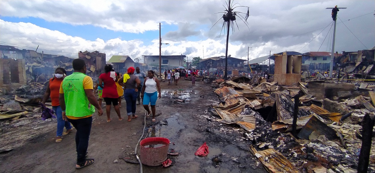 Imágenes de cómo quedó Riosucio, Chocó, luego del incendio de la noche del sábado 28 de noviembre.