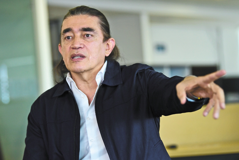 Señalan a Gustavo Bolívar de apropiarse de propuesta de dos días sin IVA