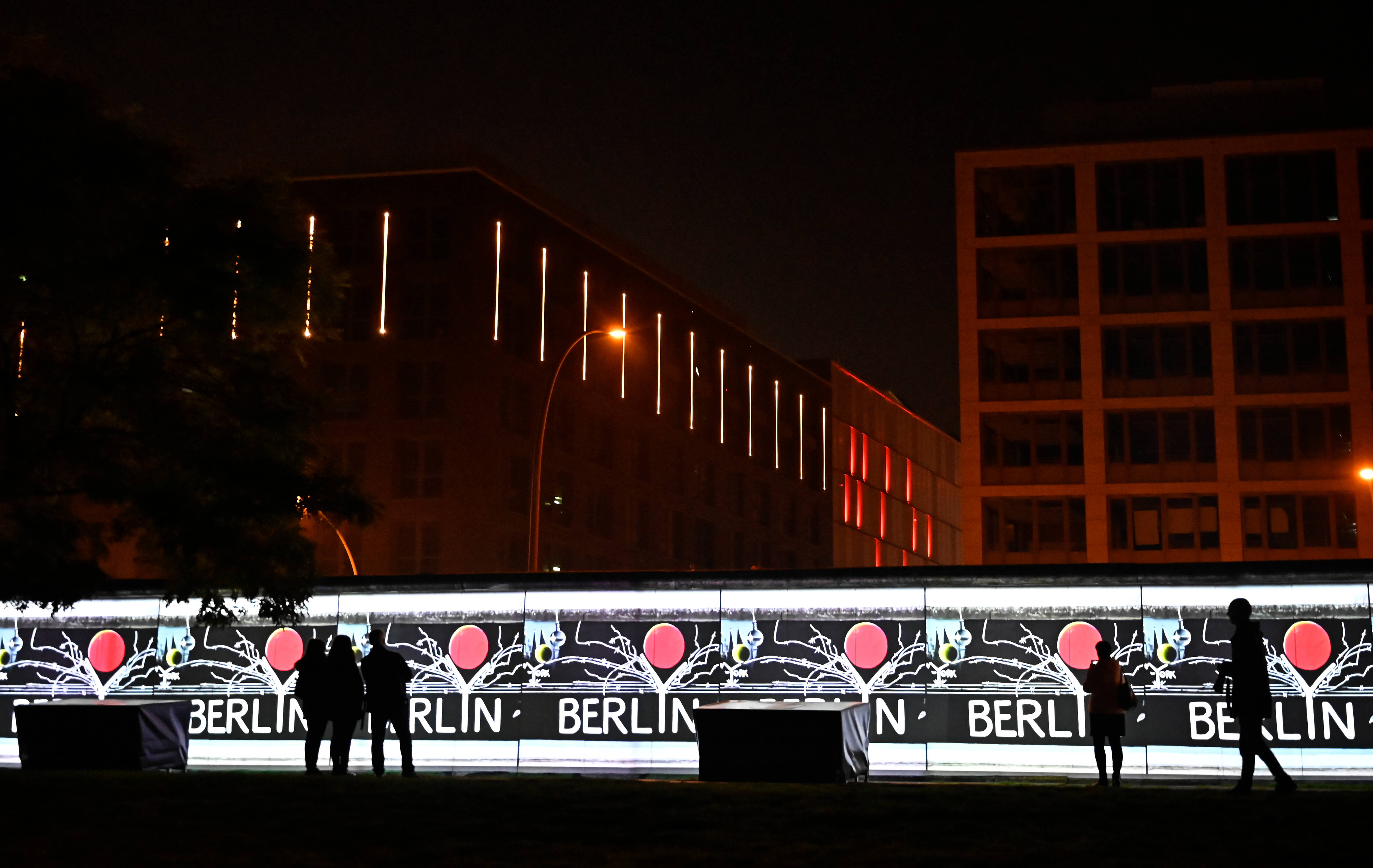 Berlín: los vestigios del capitalismo y el socialismo