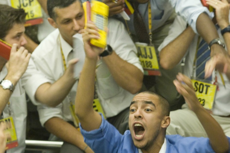 Brasil encabeza caída de monedas latinoamericanas y acciones se suman a declinación