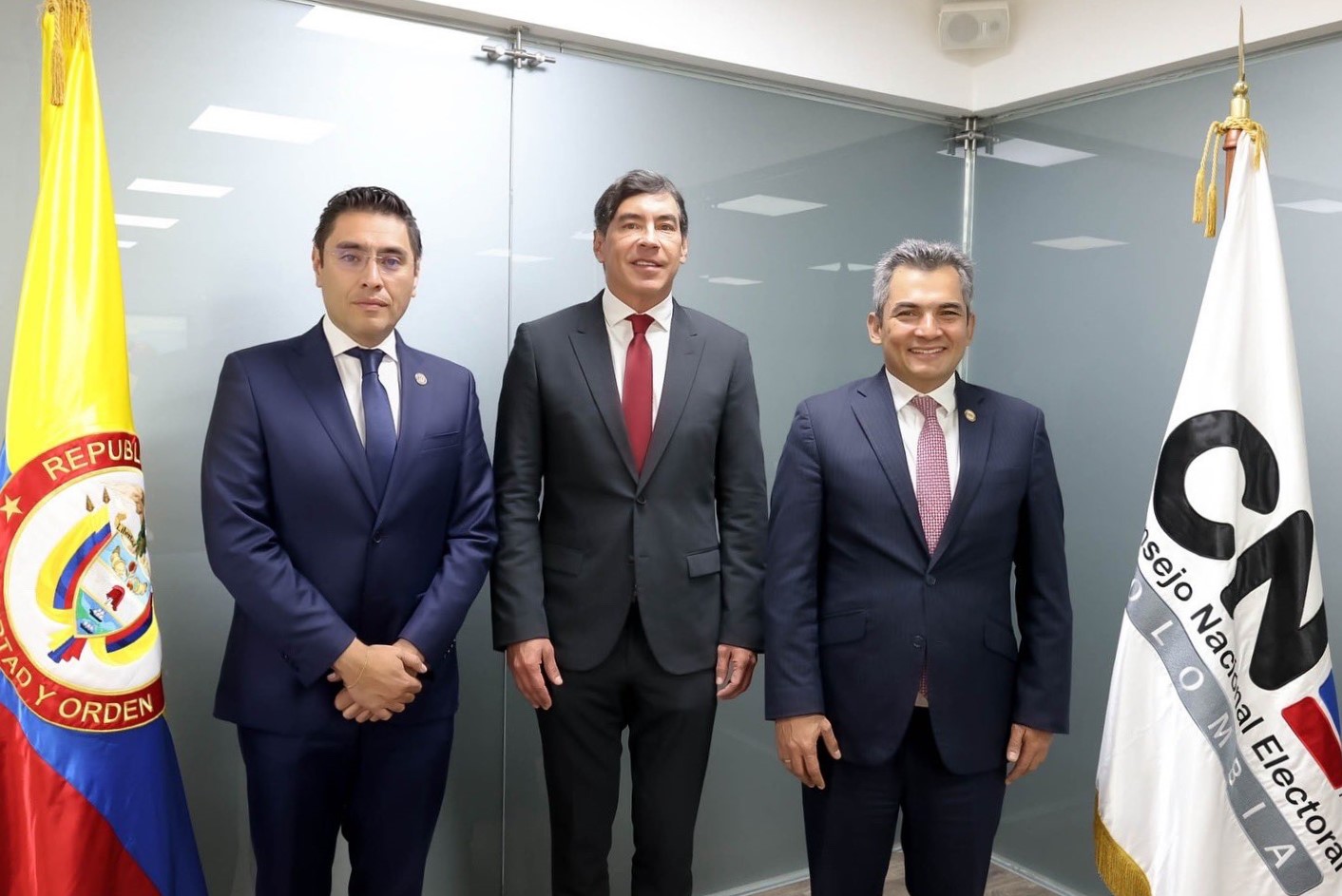 Cristian Quiroz (Alianza Verde) fue elegido presidente del CNE, Álvaro Hernán Prada (Centro Democrático) dejó la mesa directiva y Alfonso Campo (Partido Conservador) fue elegido vicepresidente.