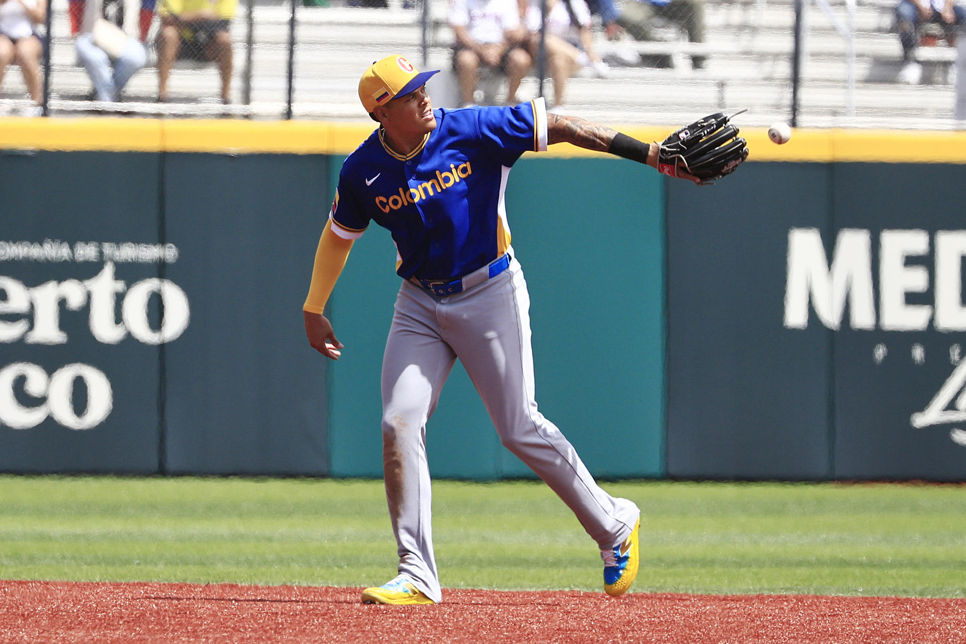 Colombia quedó eliminada del Clásico Mundial de béisbol tras caer 7-4 con Cuba