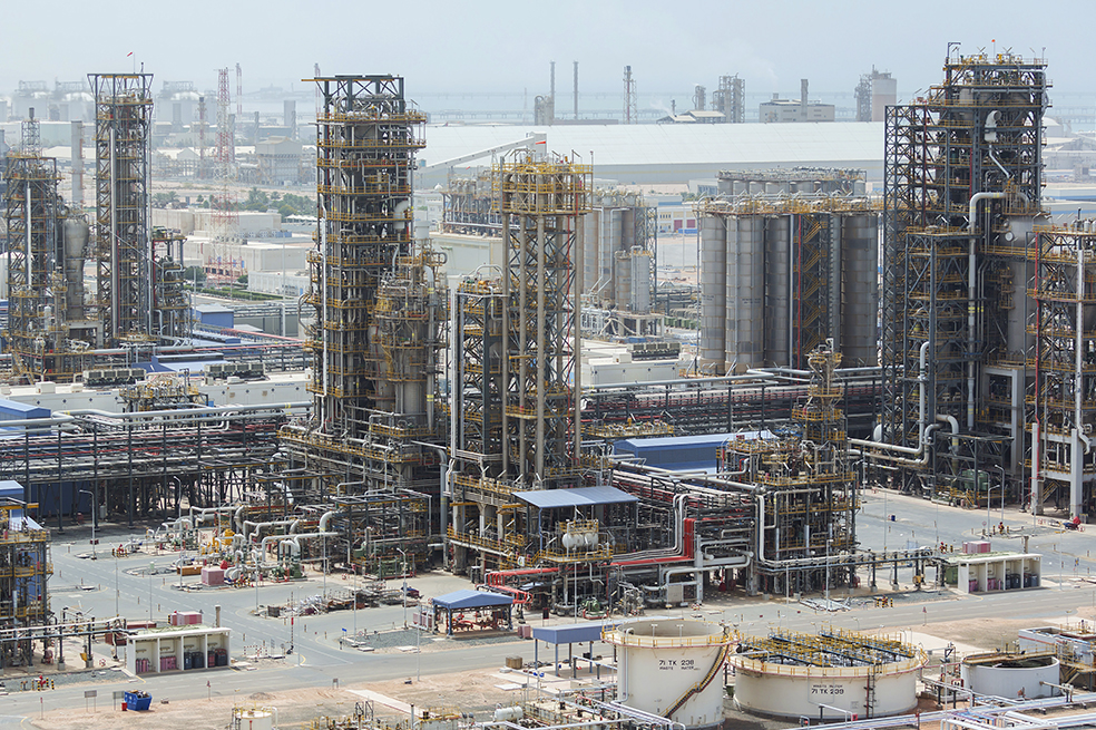 El petróleo cayó tras señales de aumento de la producción