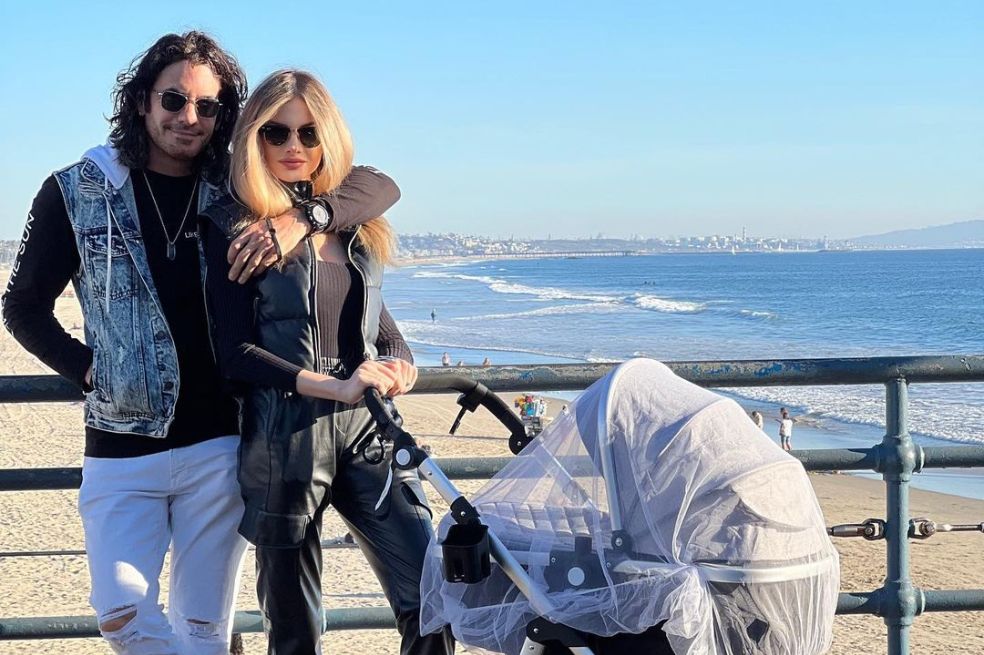 Mario Cimarro compartió emotivas fotos junto a su hija en su primera Navidad