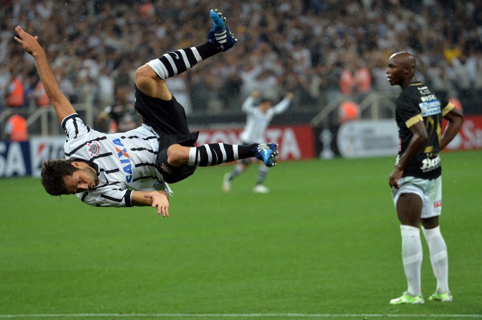 Corinthians humilló a Once Caldas en la Copa Libertadores