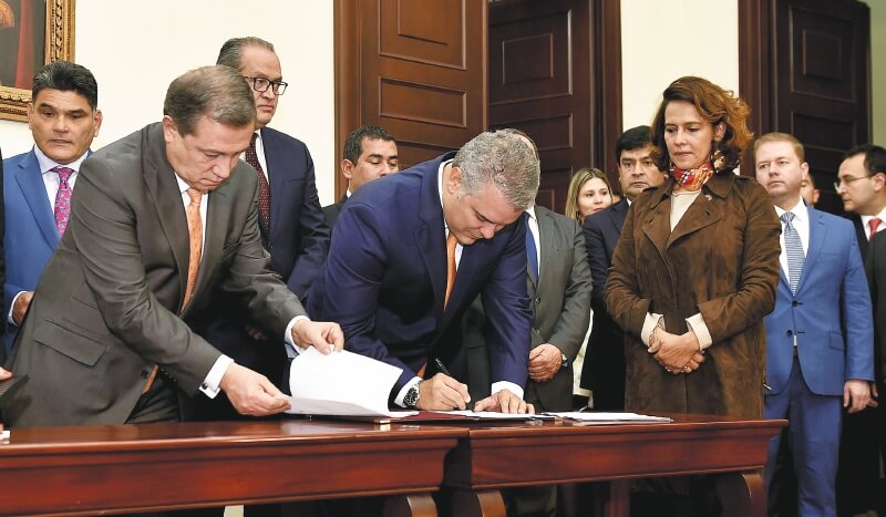 La incierta segunda legislatura para el presidente Iván Duque