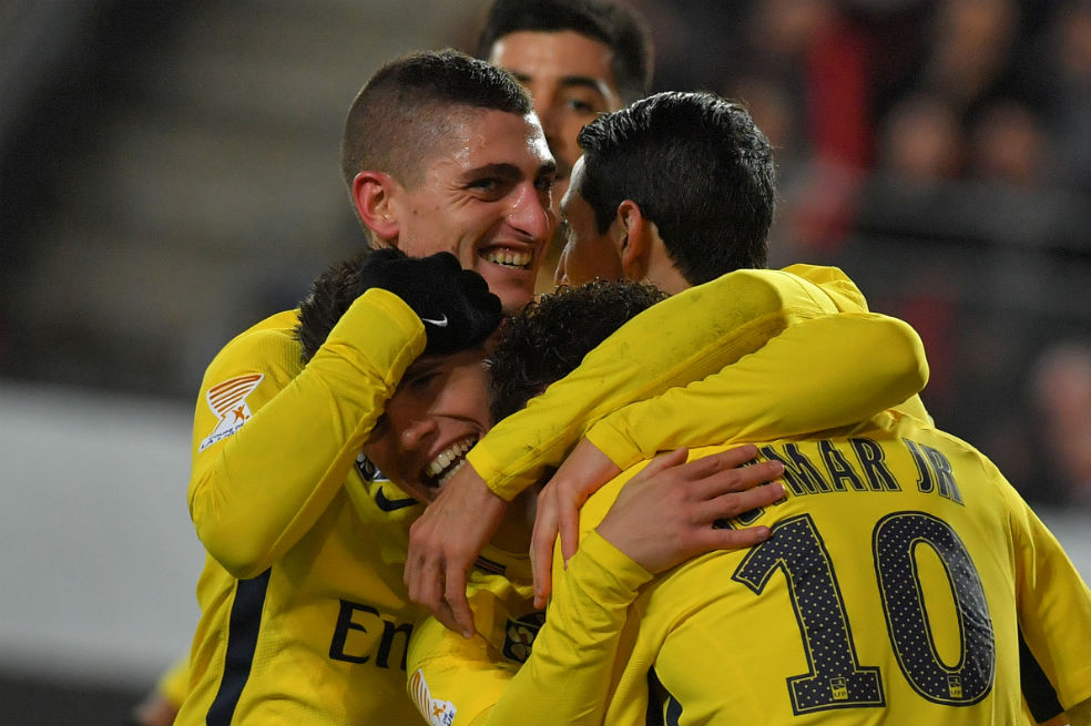 El PSG se clasificó a la final de la Copa de Liga en un duelo marcado por el VAR