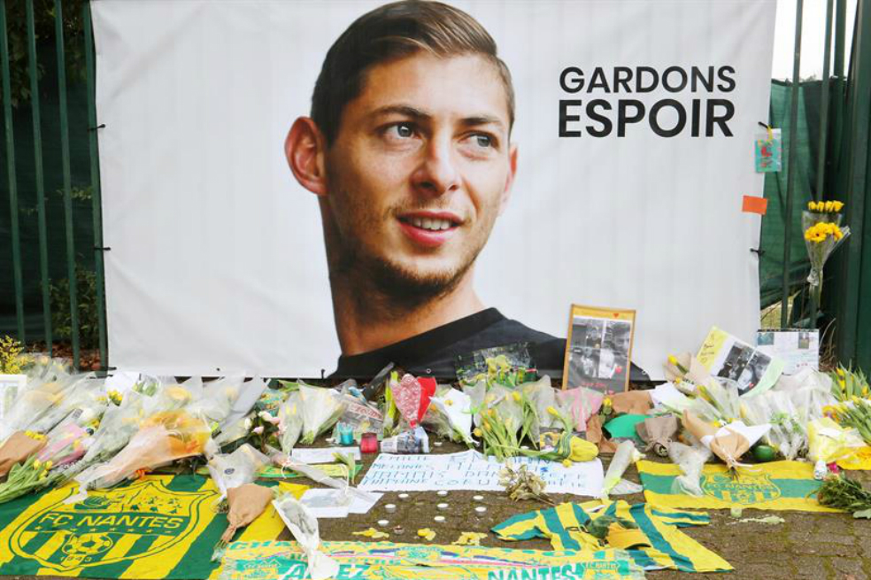 Falcao y Messi piden por la búsqueda de Emiliano Sala