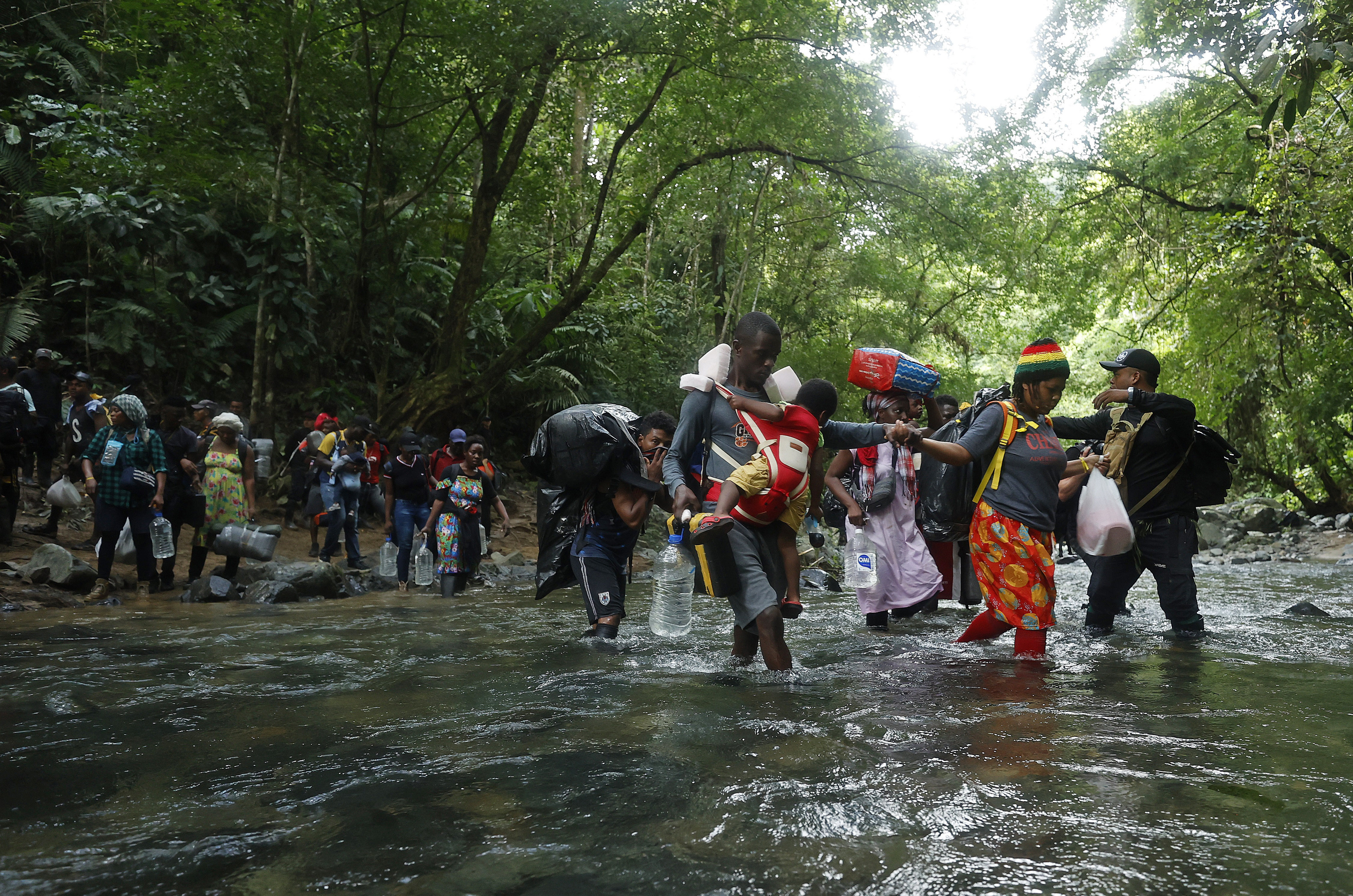 Las crisis humanitarias en Latinoamérica dejaron 23 millones desplazados: ACNUR