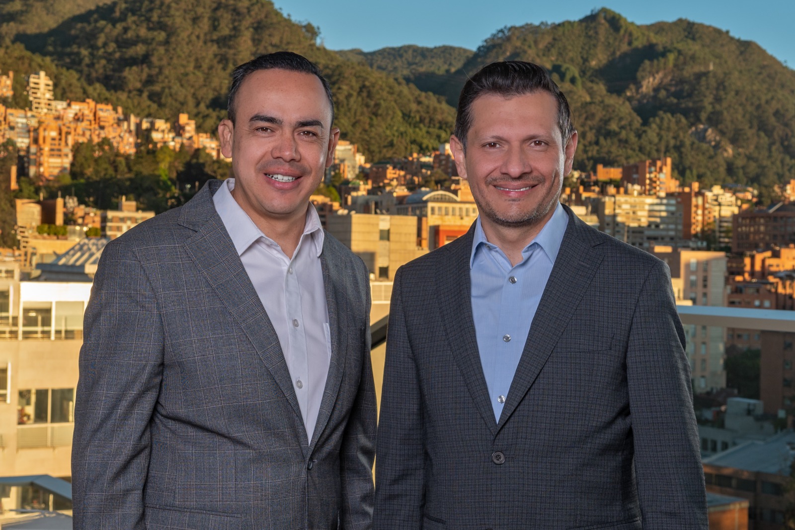 Fabián Puentes (izq.) y Samir Bedoya, concejales MIRA.