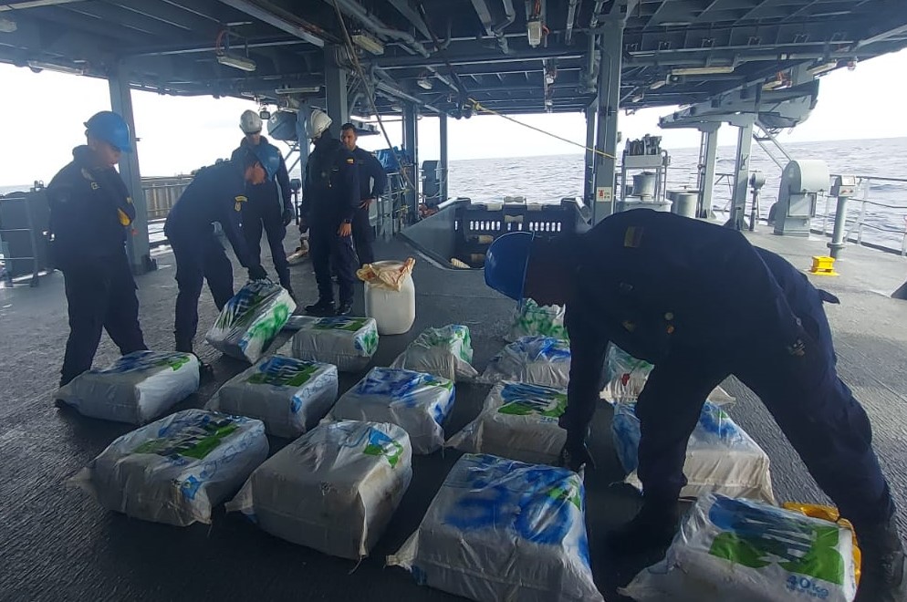 Incautan 225 toneladas de coca en operación internacional contra el narcotráfico