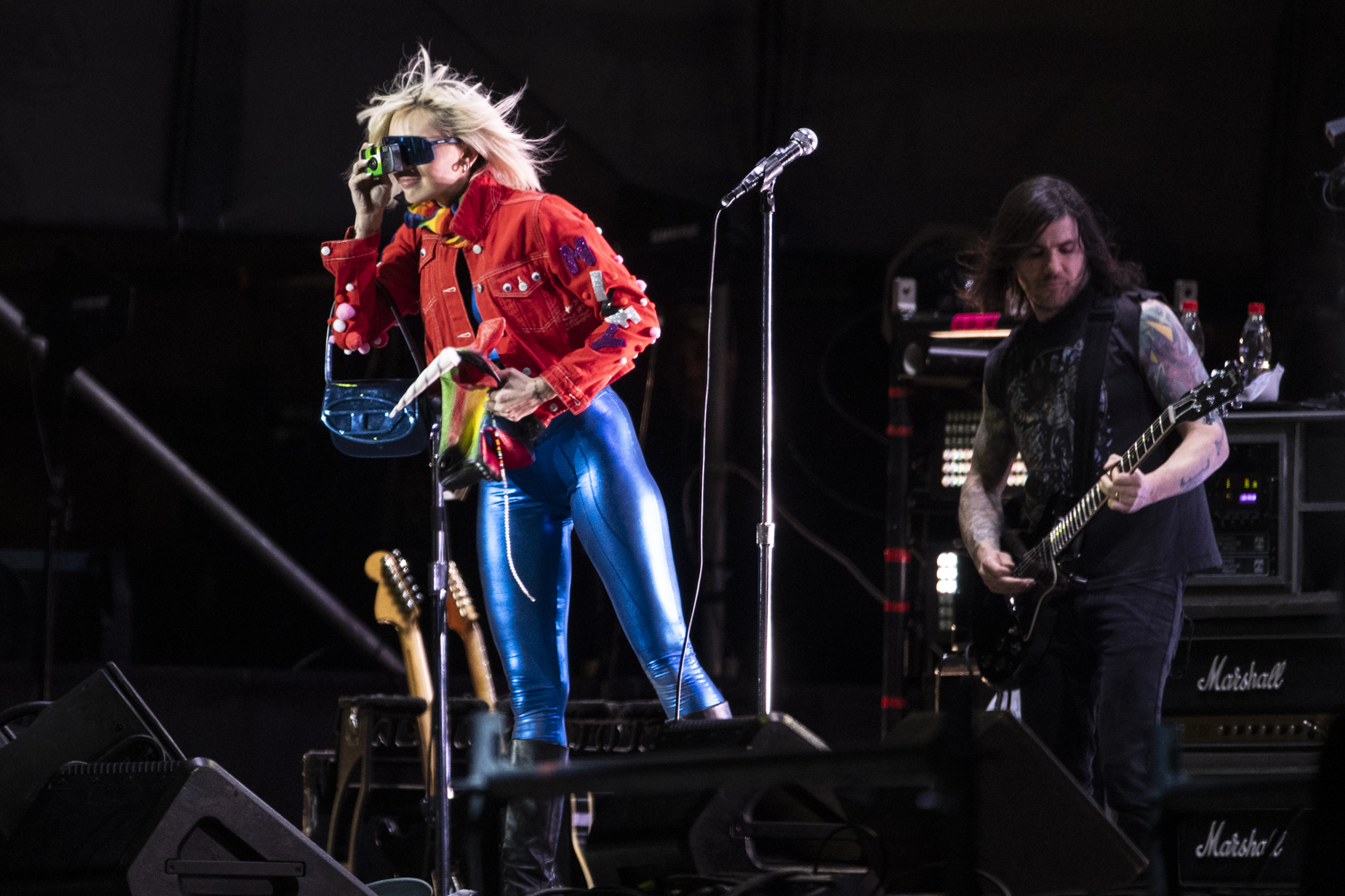 Coldplay, Miley Cyrus y otros artistas que homenajearon a Taylor Hawkins