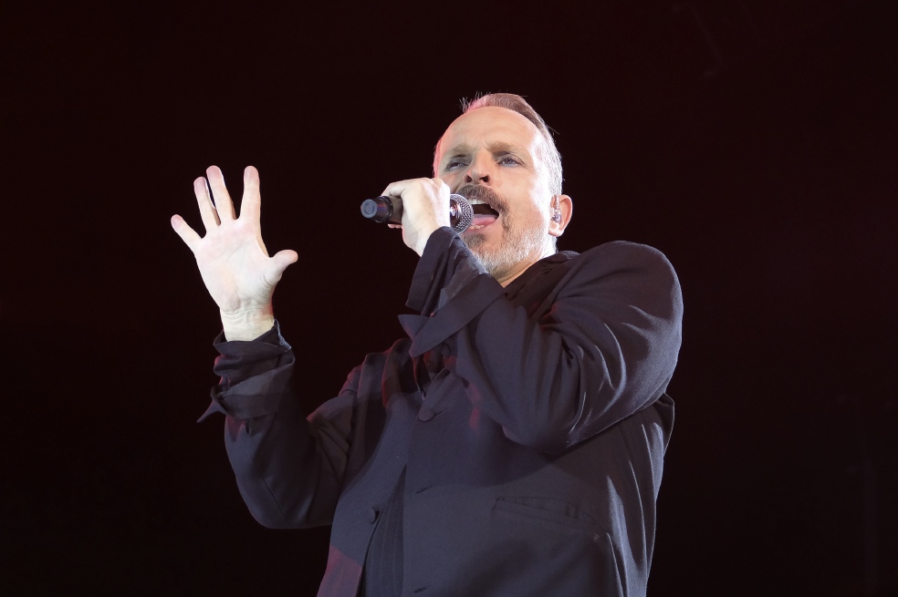 Bosé, Juanes y Yatra: tres generaciones en un mismo escenario