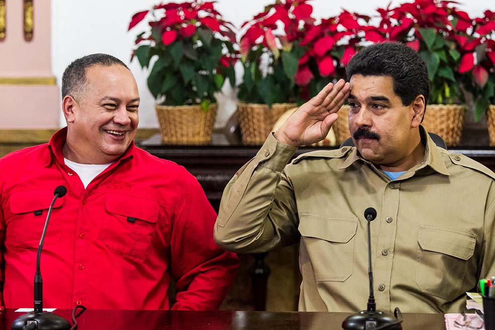 El presidente de la Asamblea Nacional, Diosdado Cabello, y el presidente de Venezuela, Nicolás Maduro, en el Palacio de Miraflores. /EFE