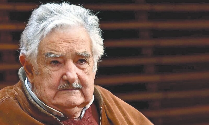 “Si Petro arregla el problema de la paz es un campeón mundial”: Pepe Mujica