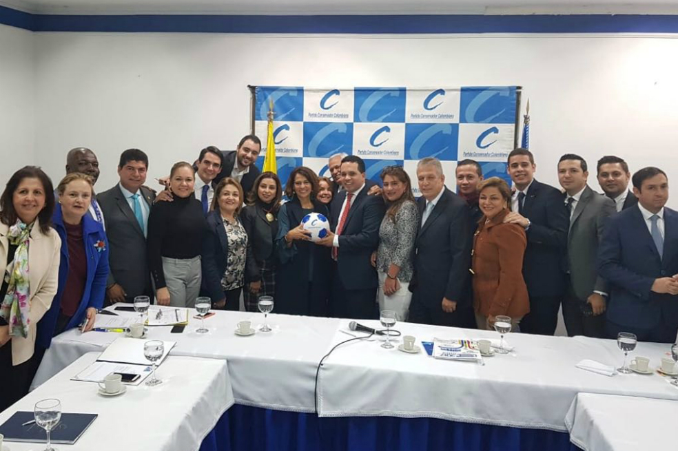 Los conservadores se declaran partido de Gobierno