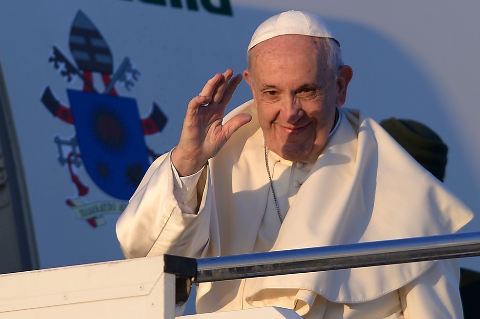 Papa Francisco inicia visita a Chile y Perú