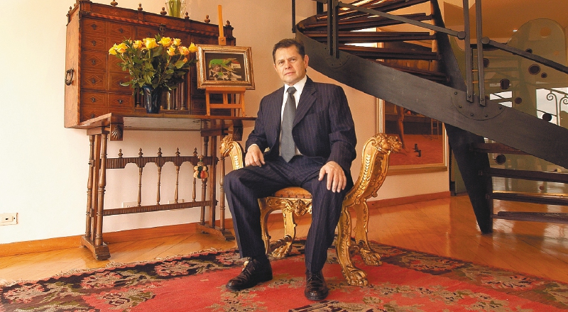 Imputan a los guardias del Inpec que dejaron pasear a Carlos Mattos por Bogotá